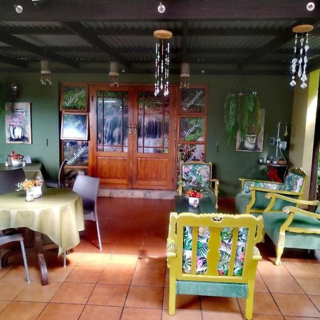 Africas Eden Guesthouse Mookgophong Esterno foto