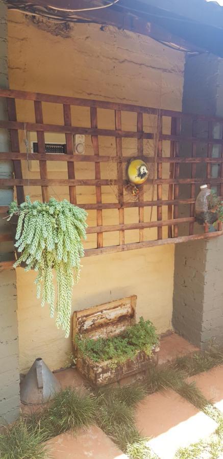 Africas Eden Guesthouse Mookgophong Esterno foto