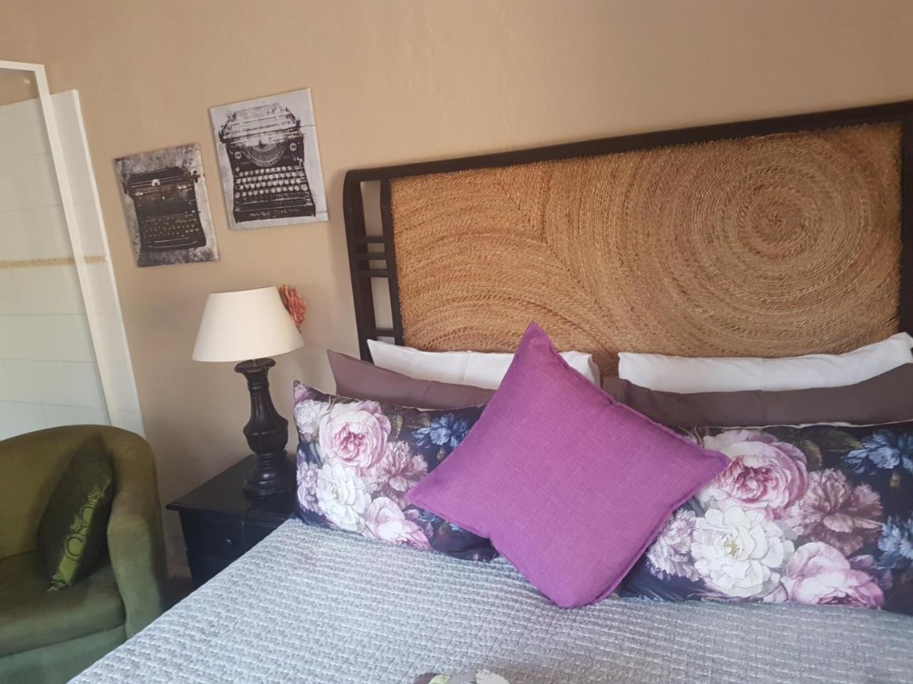 Africas Eden Guesthouse Mookgophong Esterno foto